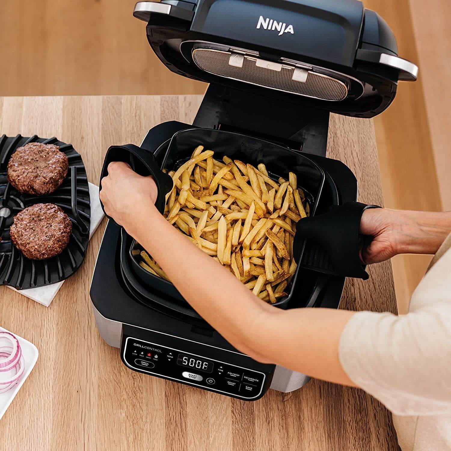 נינג'ה גריל Ninja Foodi Health Grill & Air Fryer AG301
