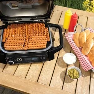 גריל מנגל חשמלי ומעשנת נינג'ה Ninja WoodFire OG701 2400W