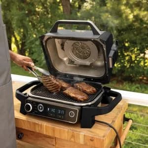 גריל מנגל חשמלי ומעשנת נינג'ה Ninja WoodFire OG701 2400W